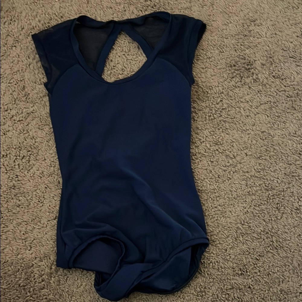 label dancewear leotard size medium mesh sleeves